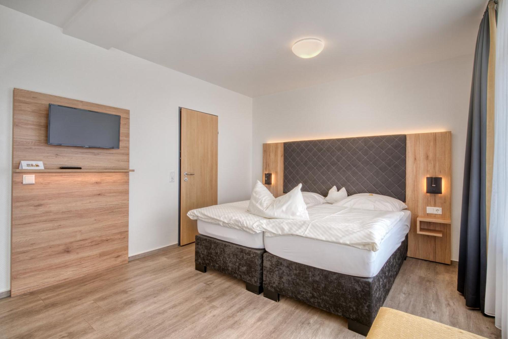Hotel Wiehen-Therme Hullhorst Ngoại thất bức ảnh